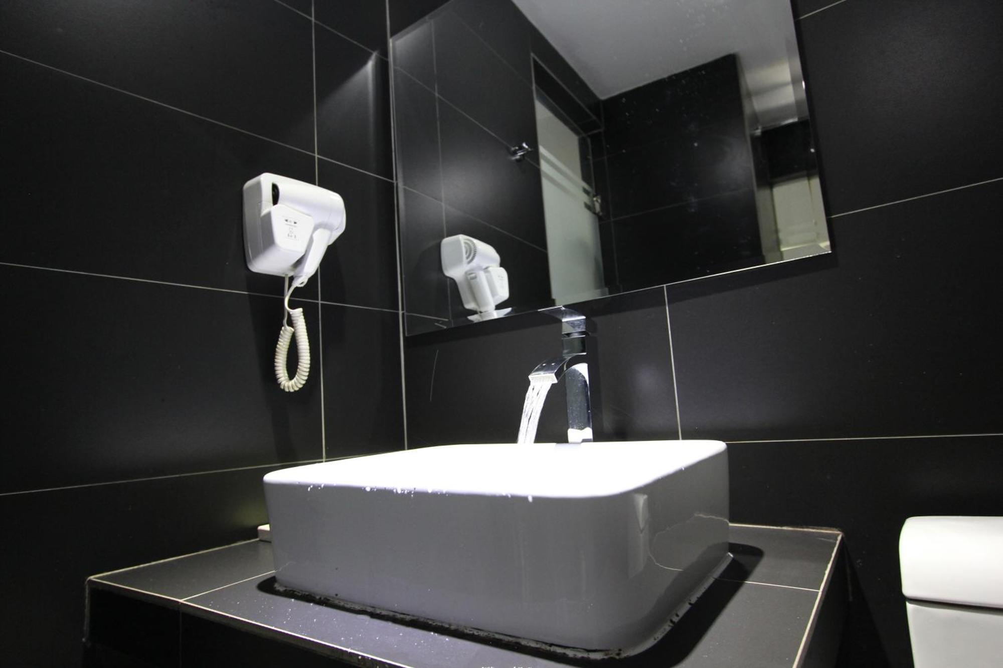 Hotel 99 Kuala Lumpur City Værelse billede